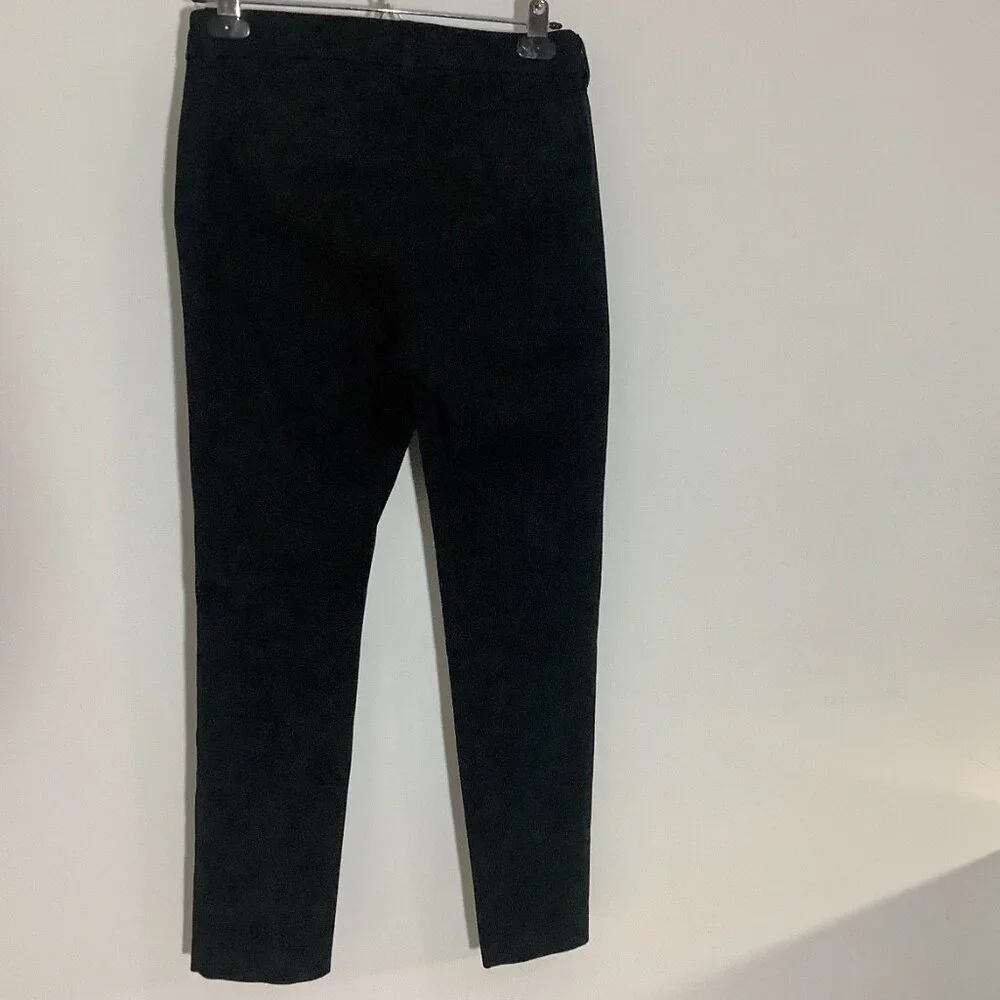 Old Navy never worn